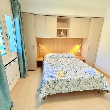 Mavi Apartment